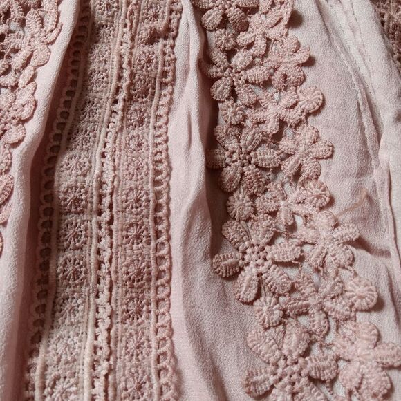 Vici Dusty Rose Lace Appliques Off the Shoulder Flowy Tunic Blouse Size Medium - Picture 13 of 14